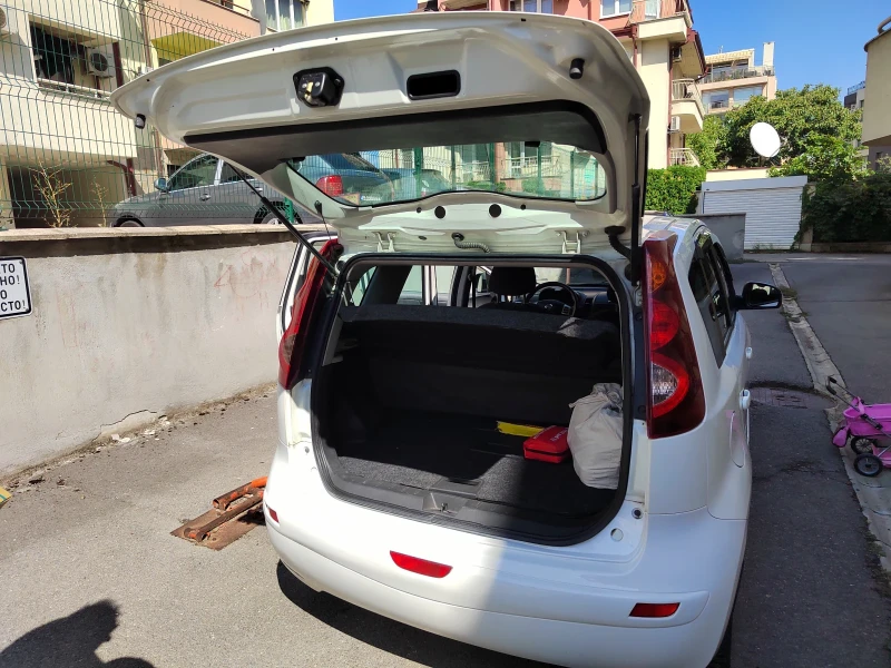 Nissan Note, снимка 11 - Автомобили и джипове - 48265428