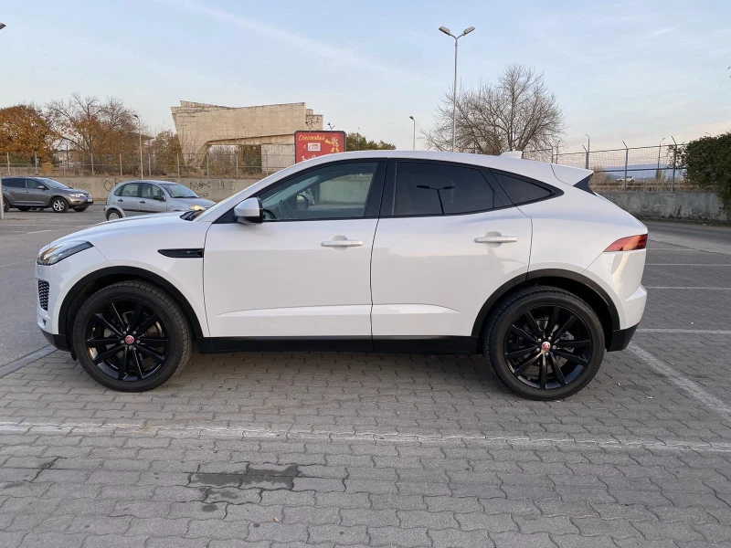 Jaguar E-pace R-DYNAMIC топ състояние, снимка 6 - Автомобили и джипове - 47856346