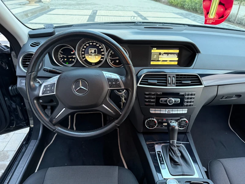 Mercedes-Benz C 200 Бартер / Лизинг, снимка 9 - Автомобили и джипове - 53504207