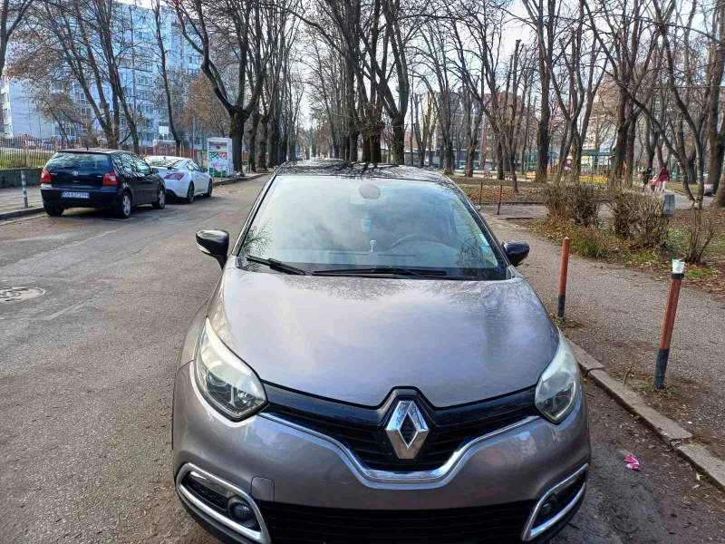 Renault Captur, снимка 1 - Автомобили и джипове - 48953964