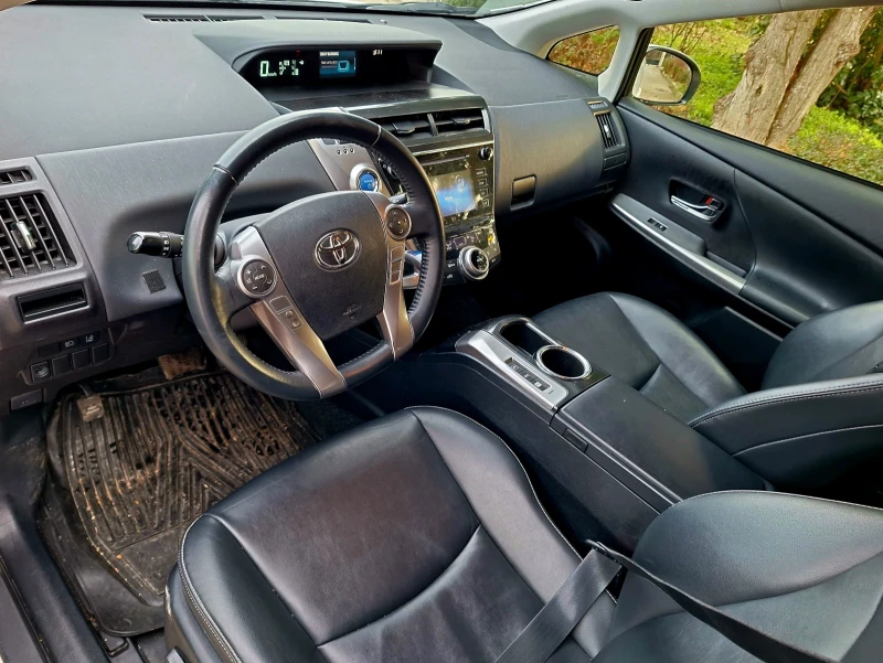 Toyota Prius, снимка 8 - Автомобили и джипове - 49480412