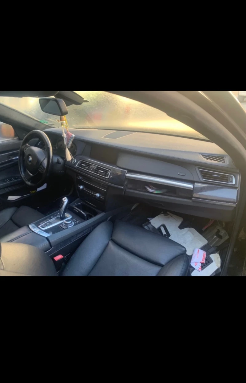 BMW 750, снимка 4 - Автомобили и джипове - 52349448