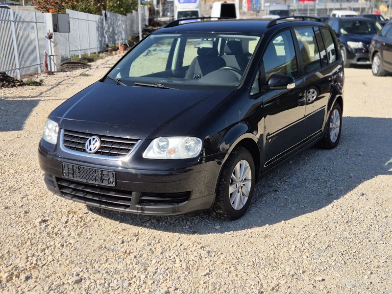 VW Touran 1.9 TDI, снимка 3 - Автомобили и джипове - 52156487