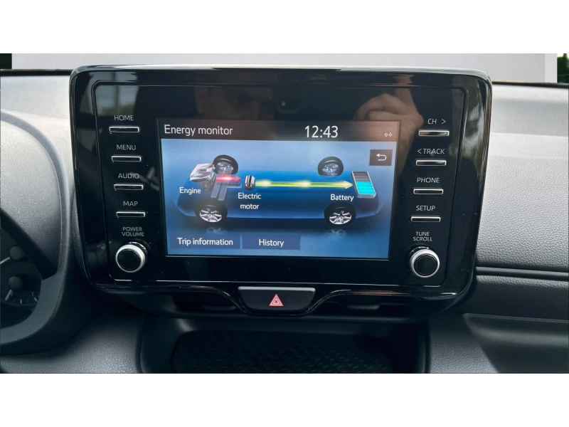 Toyota Yaris Месечна вноска от 367 лв., снимка 15 - Автомобили и джипове - 52302476