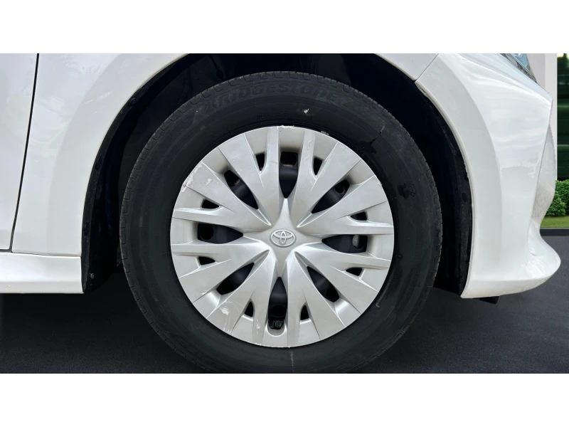 Toyota Yaris Месечна вноска от 367 лв., снимка 16 - Автомобили и джипове - 52302476