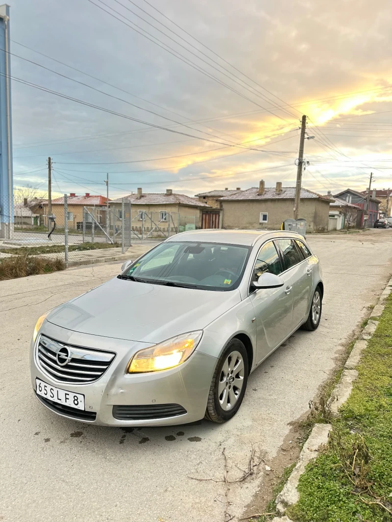 Opel Insignia, снимка 2 - Автомобили и джипове - 53059056