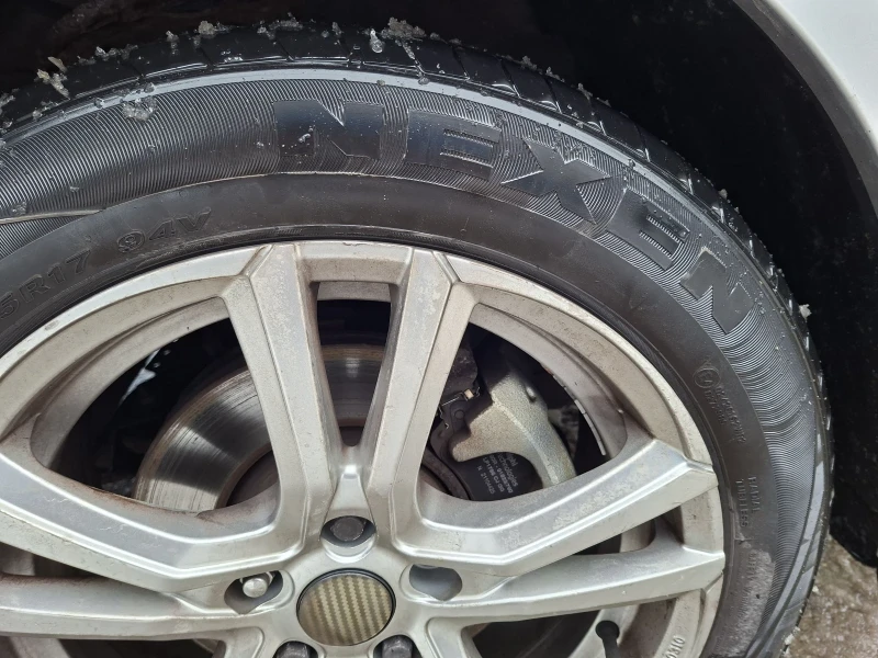 Toyota Avensis, снимка 13 - Автомобили и джипове - 53279078