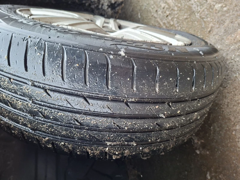 Toyota Avensis, снимка 14 - Автомобили и джипове - 53279078