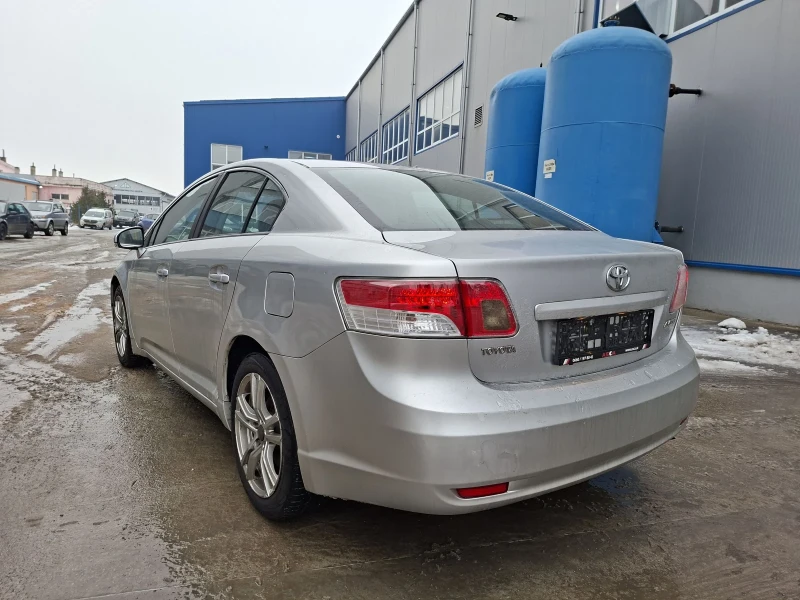 Toyota Avensis, снимка 5 - Автомобили и джипове - 53279078