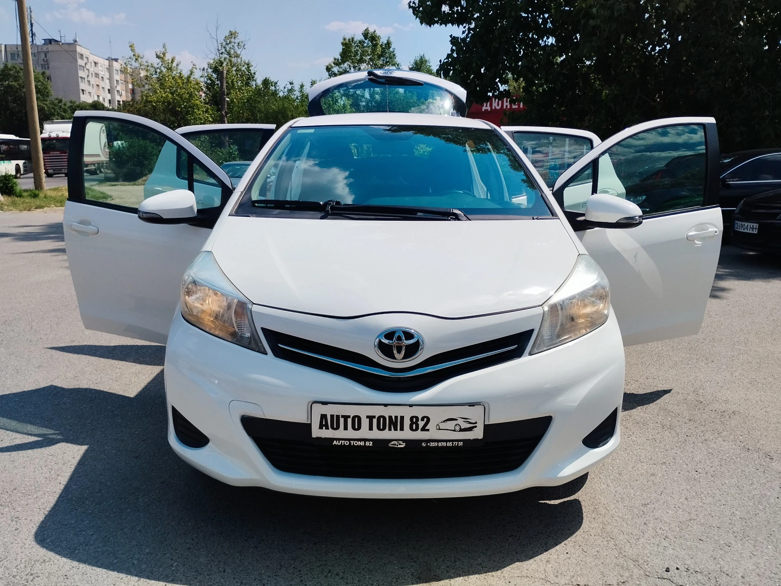 Toyota Yaris 1.0i Навигация.  ? Камера за задно виждане. - изображение 7