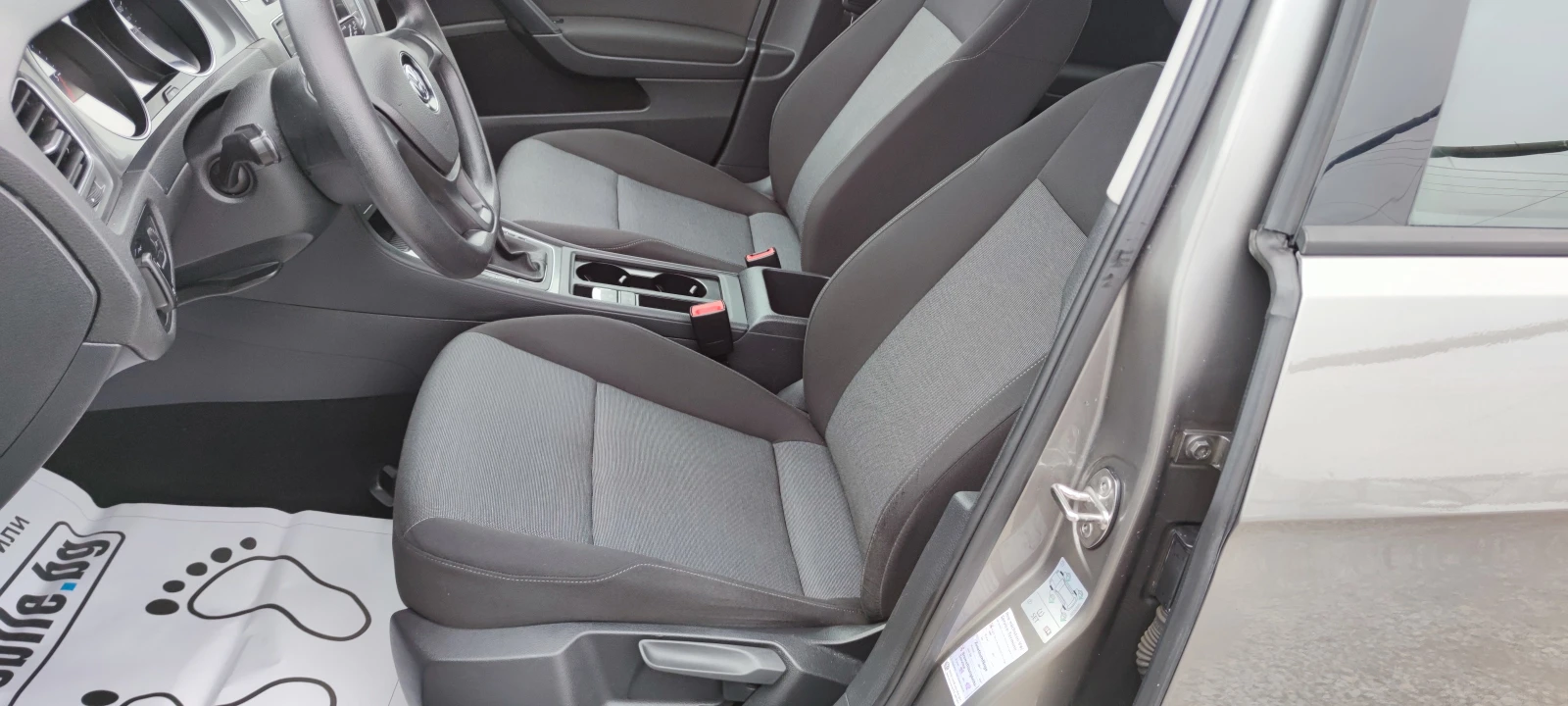 VW Golf 1.6TDI  | Mobile.bg — изображение 12