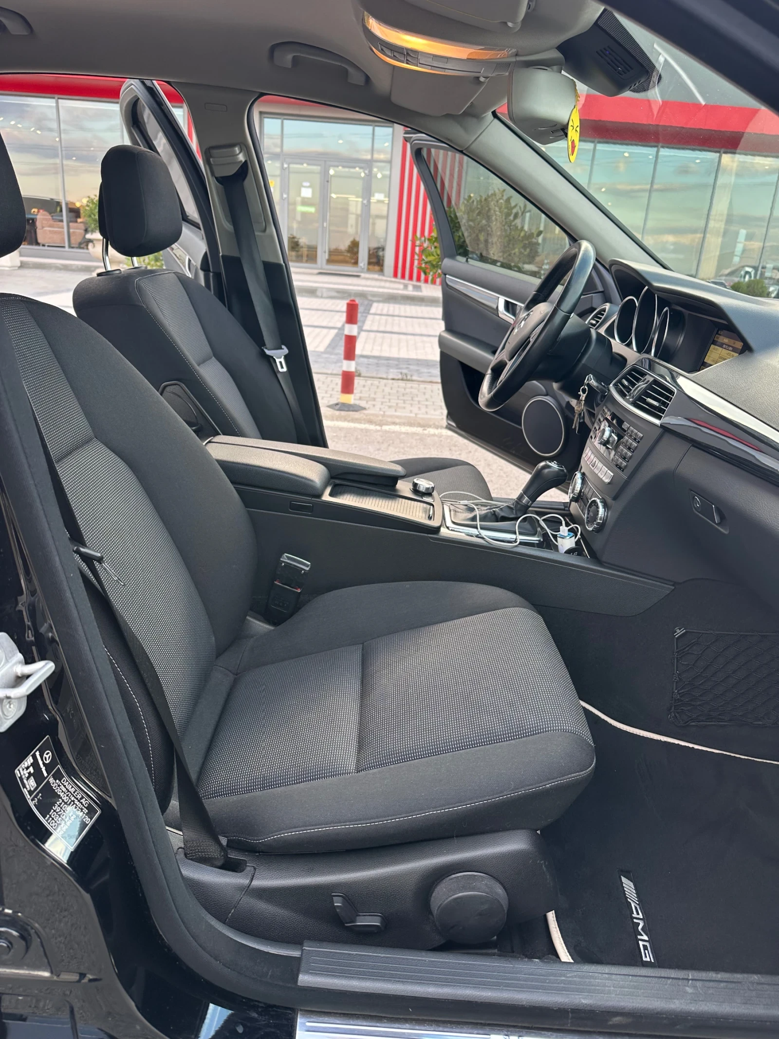 Mercedes-Benz C 200  /  | Mobile.bg   14