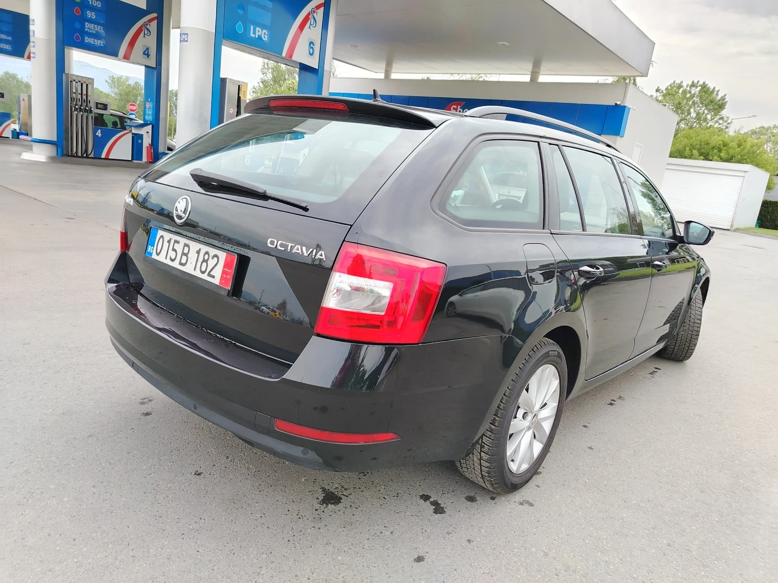 Skoda Octavia 1.6 TDI - изображение 6