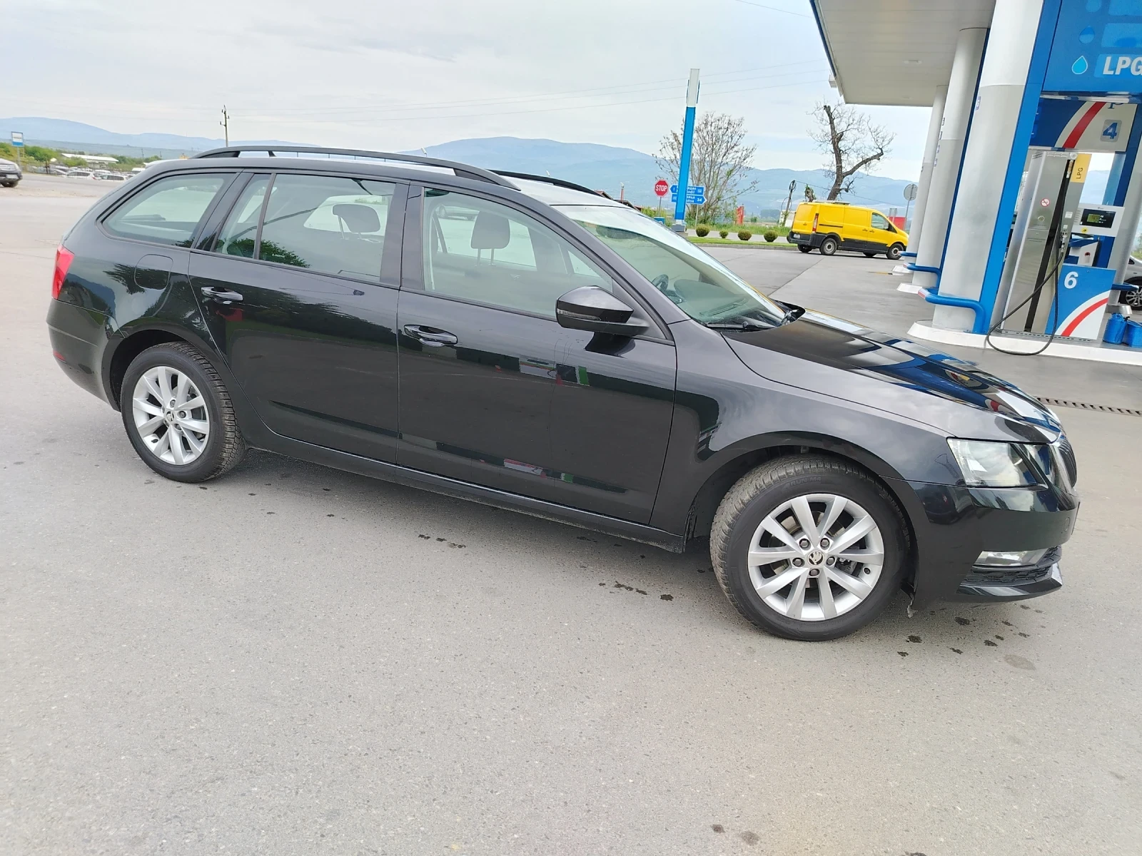 Skoda Octavia 1.6 TDI - изображение 3