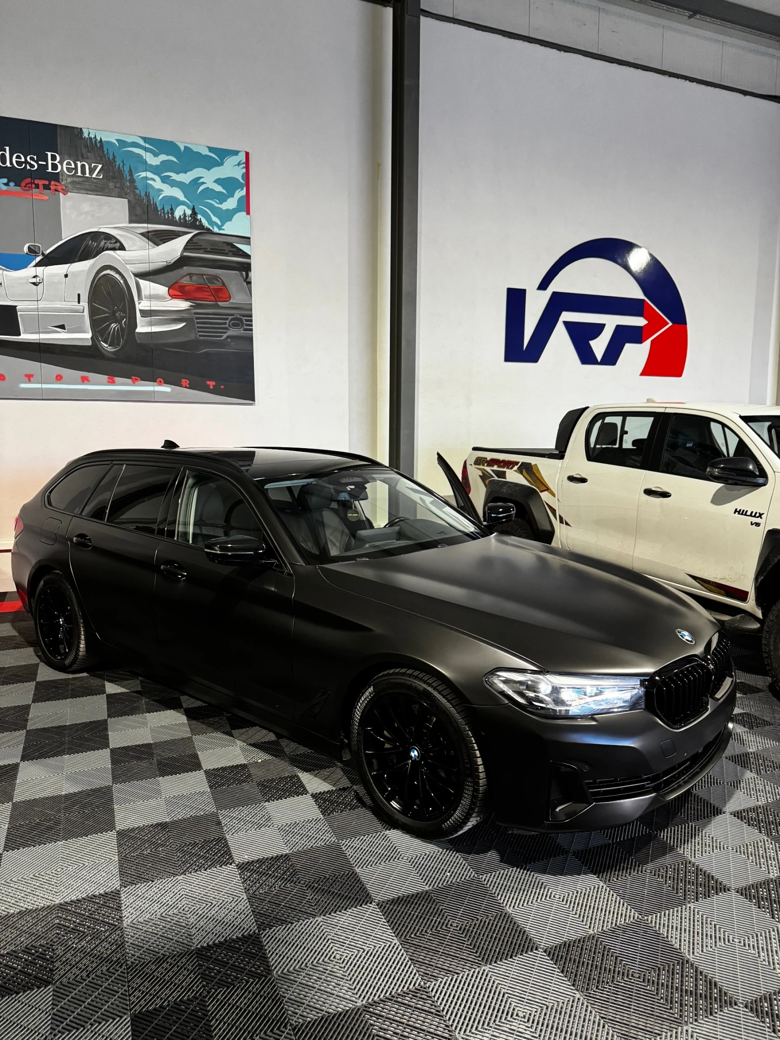 BMW 530 G31 FACE SatinBlack - изображение 4