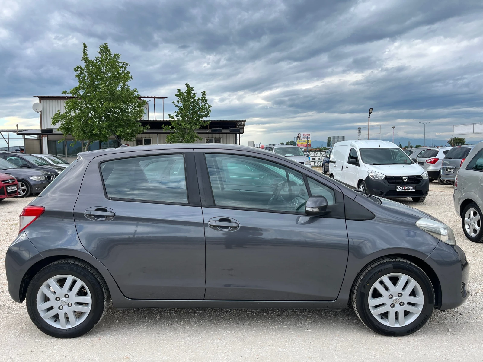 Toyota Yaris 1.3i, 99ck, ЛИЗИНГ - изображение 8
