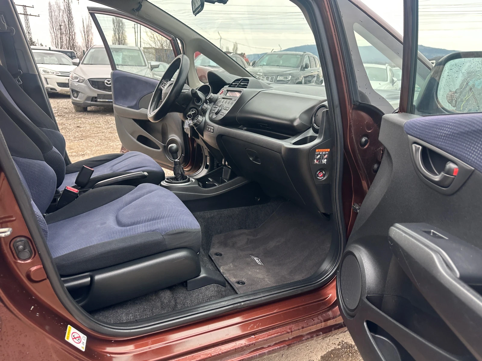 Honda Jazz 1.4-FACE-ECO-MODE-ПЪРВА-РЪКА-1Г-ГАРАНЦИЯ, снимка 11 - Автомобили и джипове - 51662244