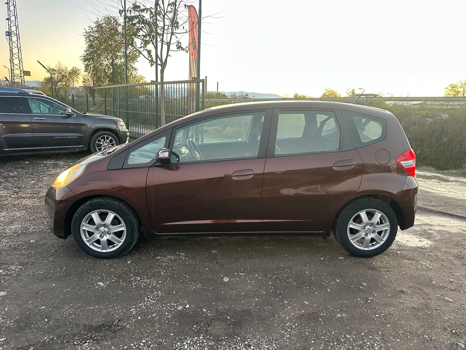 Honda Jazz 1.4-FACE-ECO-MODE-ПЪРВА-РЪКА-1Г-ГАРАНЦИЯ - изображение 2