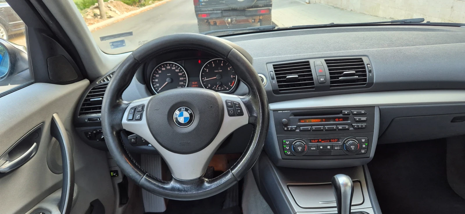 BMW 118 1-серия газ - изображение 3