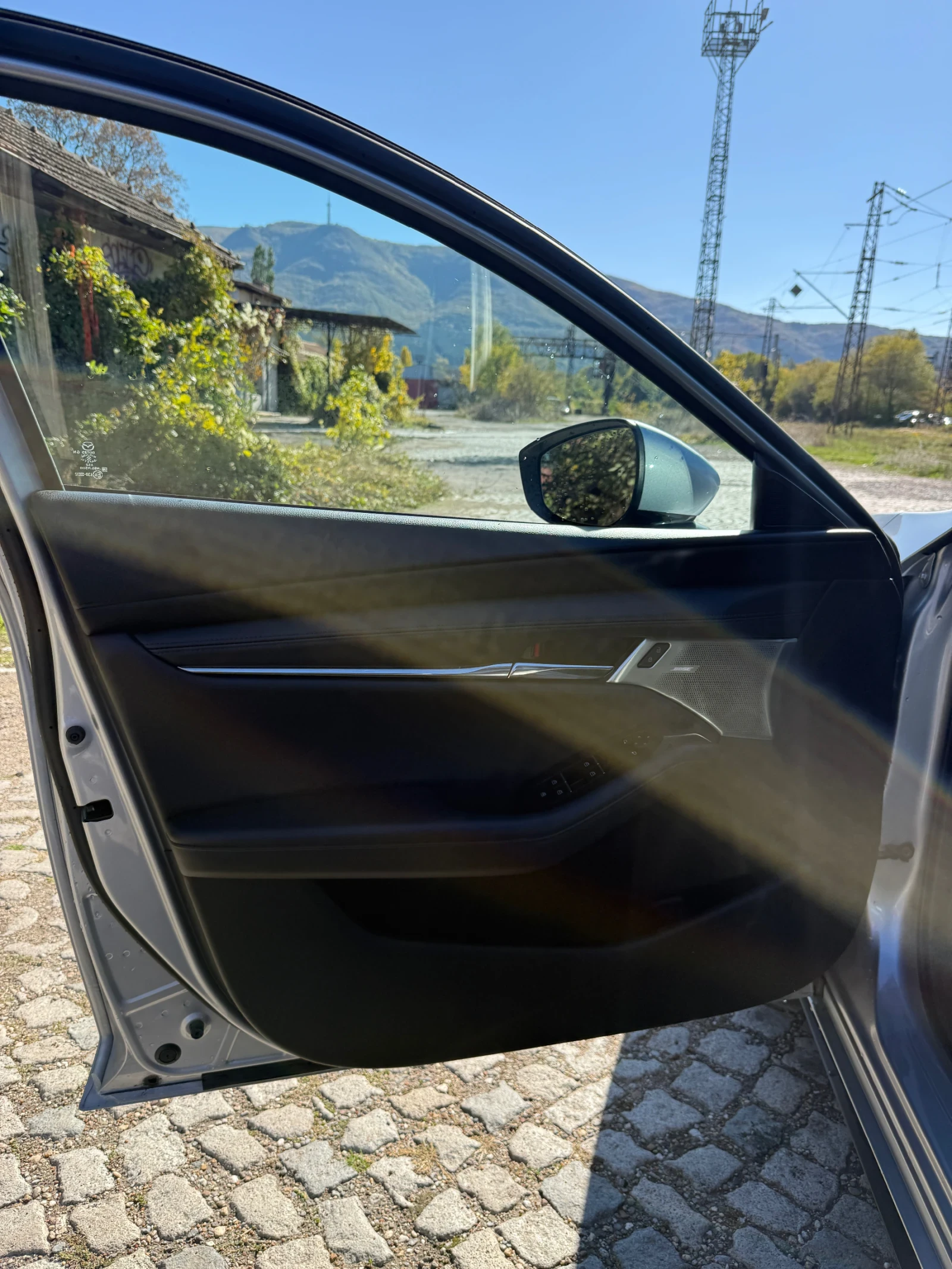 Mazda 3 2, 5l 4x4 Automatic Premium Plus - изображение 9