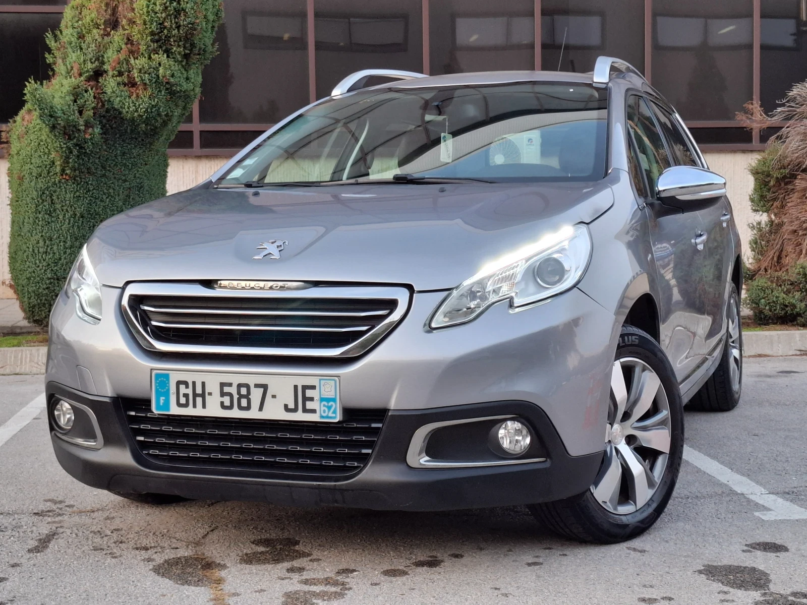 Peugeot 2008 1.6 e-HDI 92hp * НАВИГАЦИЯ * КЛИМАТРОНИК * ЛИЗИНГ  - изображение 10