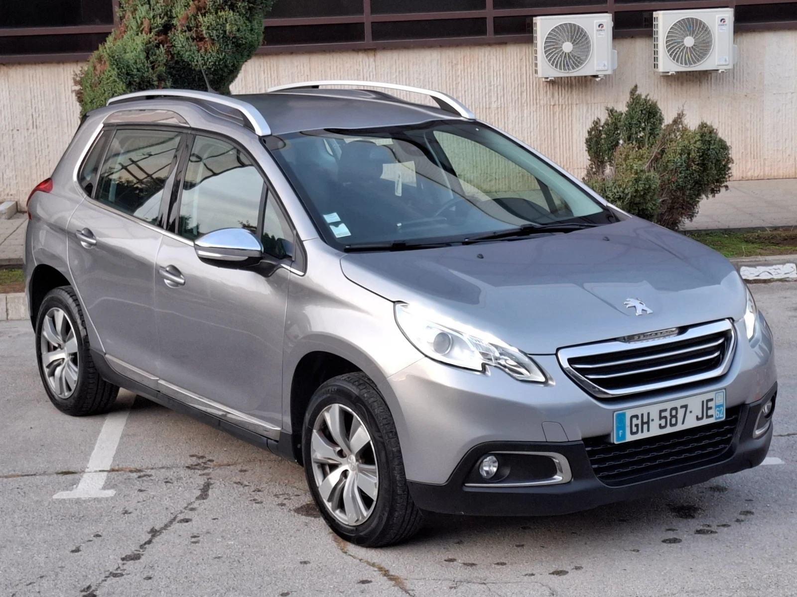 Peugeot 2008 1.6 e-HDI 92hp * НАВИГАЦИЯ * КЛИМАТРОНИК * ЛИЗИНГ  - изображение 5