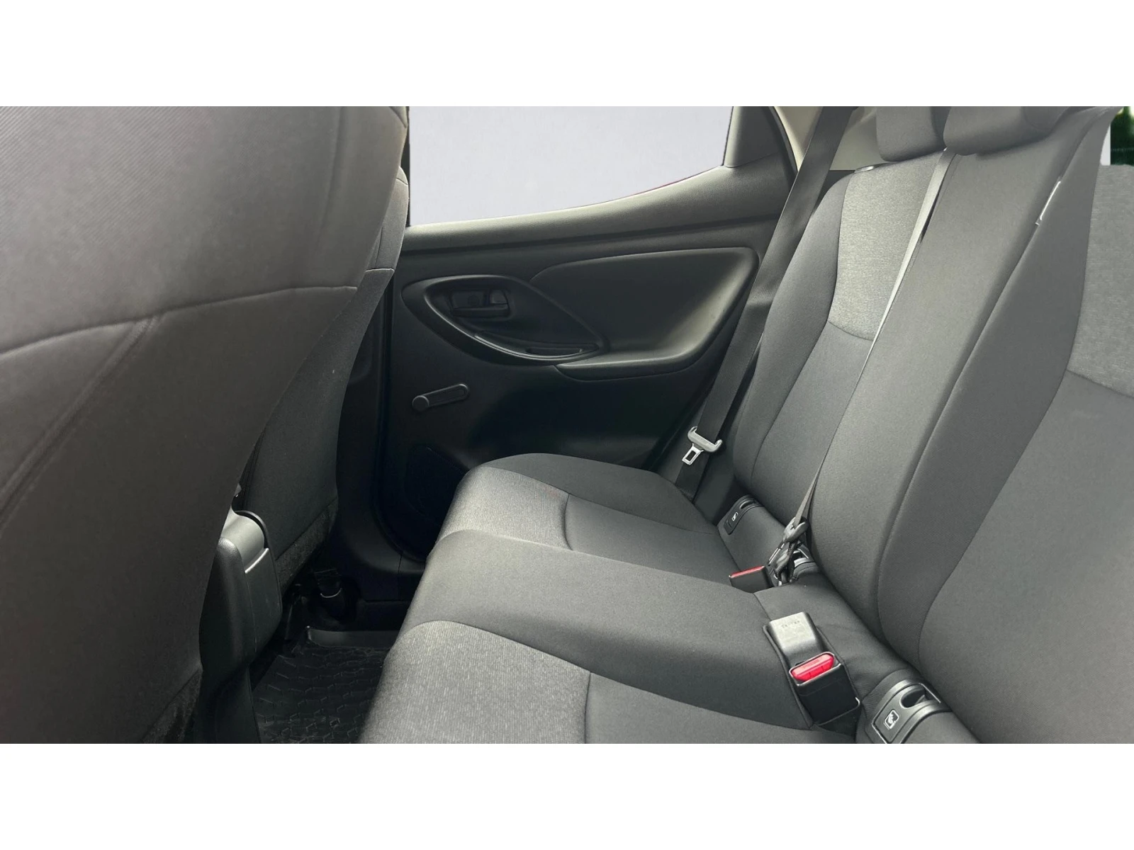 Toyota Yaris    367 . | Mobile.bg   11