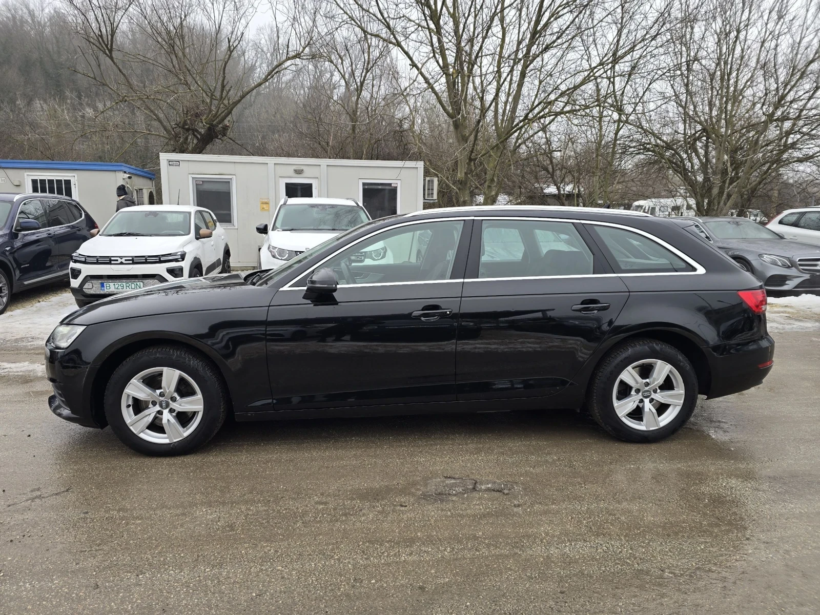 Audi A4 2.0TDI Топ състояние  - изображение 7