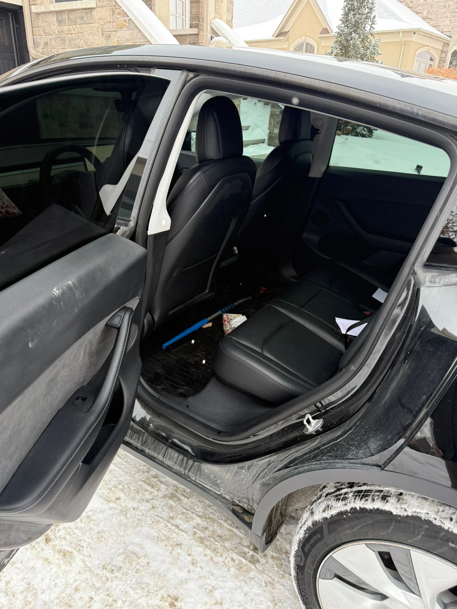 Tesla Model Y Long Range* ��������� ������* AWD* ������� �����*  | Mobile.bg � ����������� 11