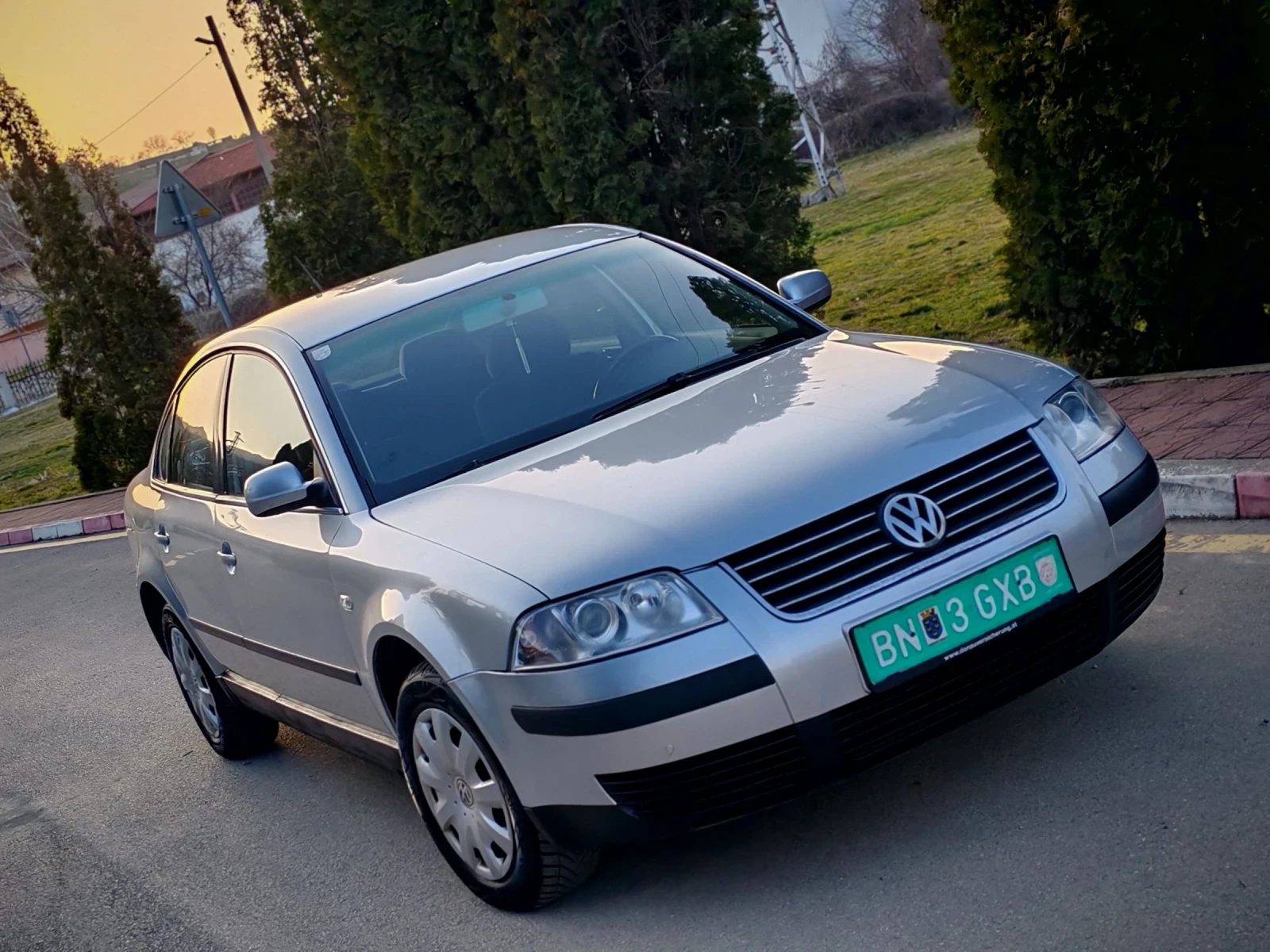 VW Passat 1.9TDI(131)* 4-MOTION* 6-СКОРОСТИ* НОВ ВНОС* , снимка 9 - Автомобили и джипове - 53843346