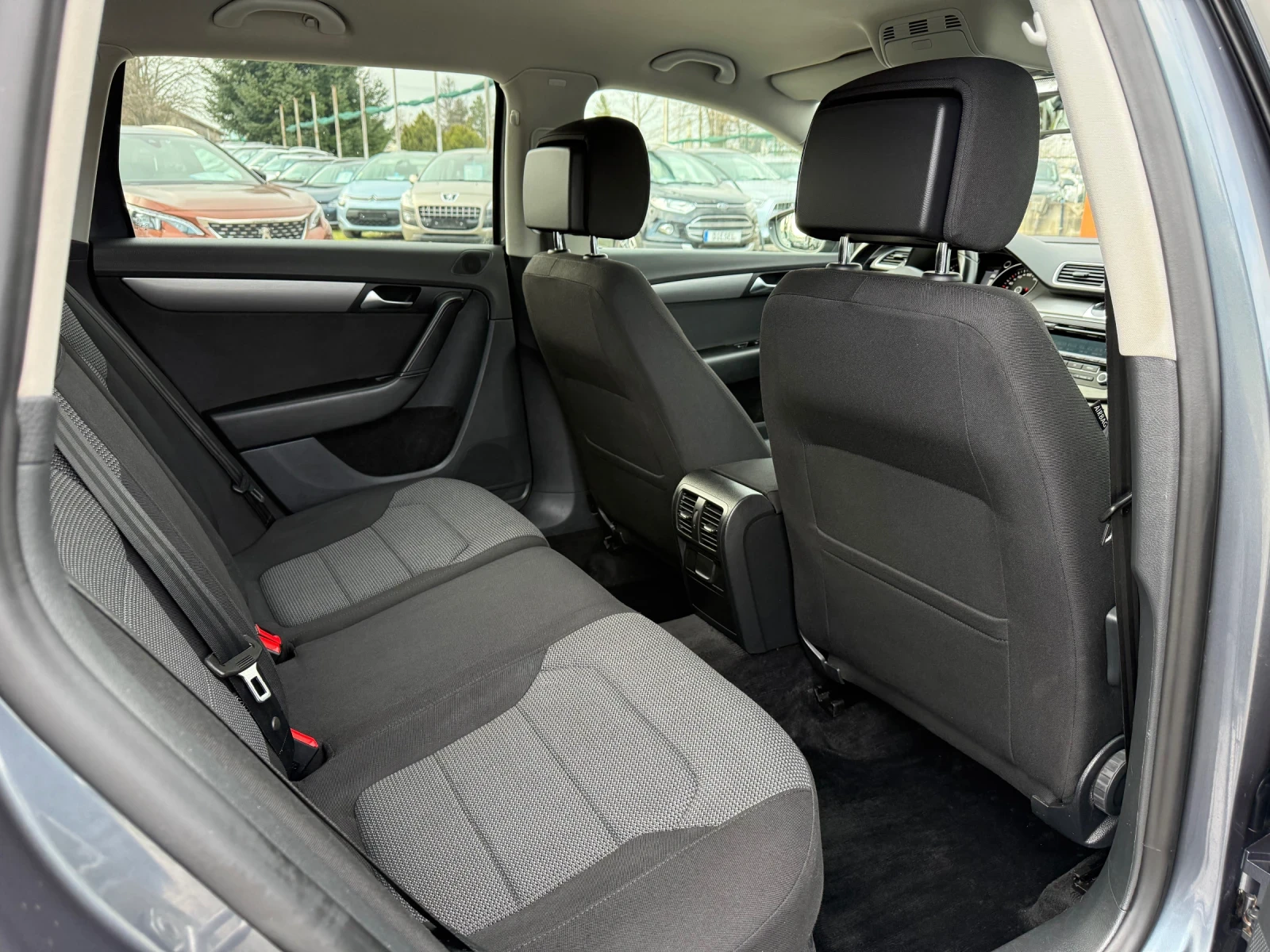 VW Passat 2.0TDI | Mobile.bg � ����������� 12