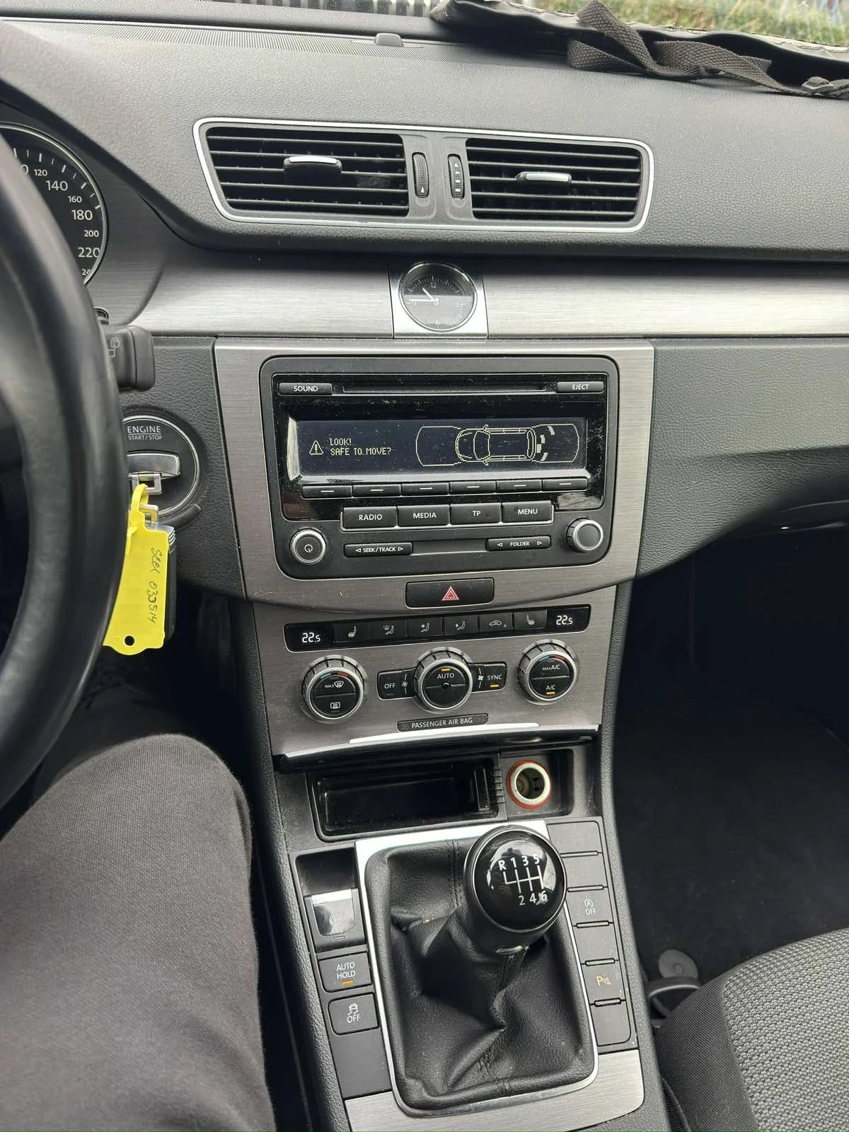 VW Passat 2.0TDI, снимка 7 - Автомобили и джипове - 54009892