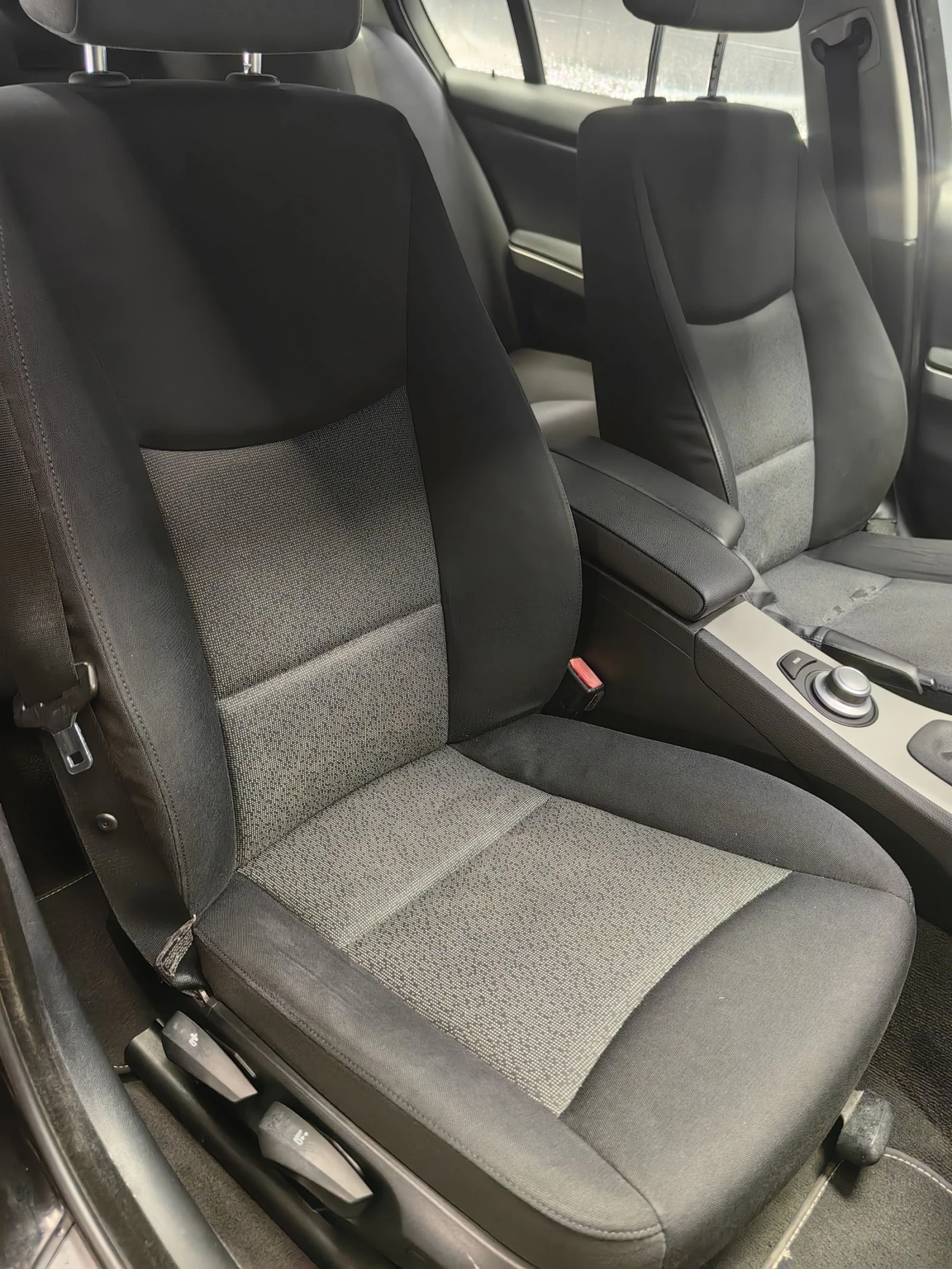 BMW 320 НАВИ* 163ps* ПОДГРЕВ* KEYLESS* ТЕМПОМАТ* КЛИМА* РЕ, снимка 10 - Автомобили и джипове - 54390553
