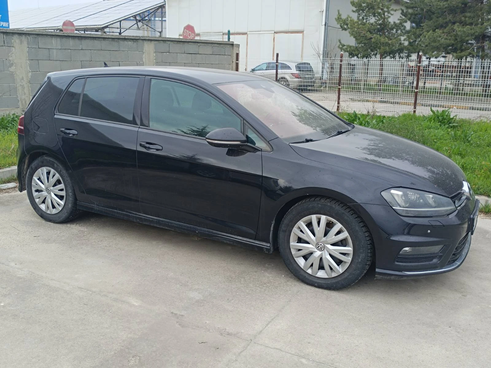 VW Golf VII R-Line (2017) , снимка 7 - Автомобили и джипове - 54414874