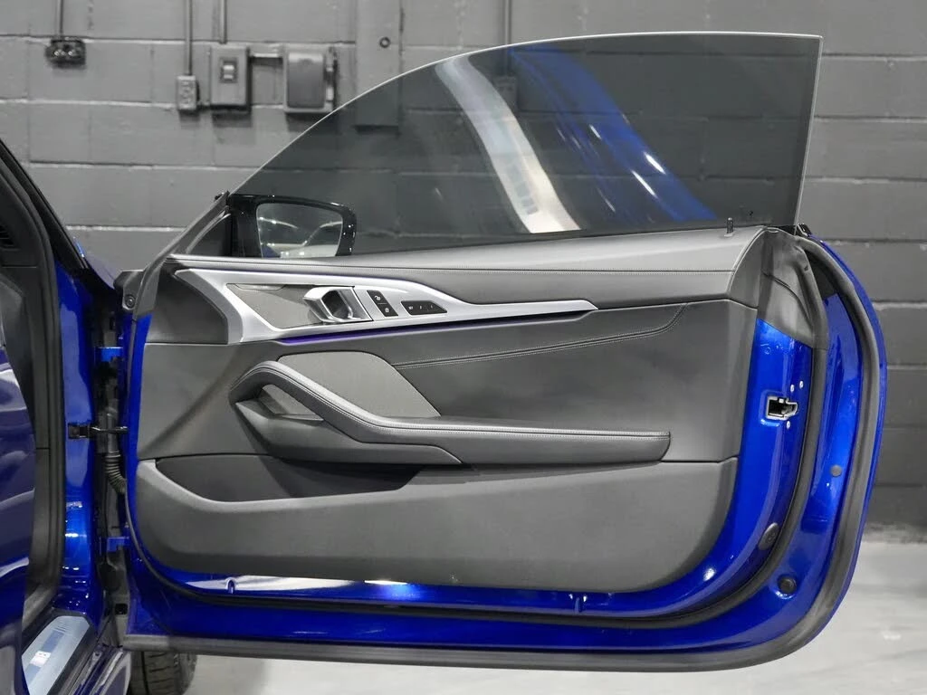 BMW M8 Convertible AWD* АвтоКредит* (Цена до БГ) , снимка 14 - Автомобили и джипове - 54455690