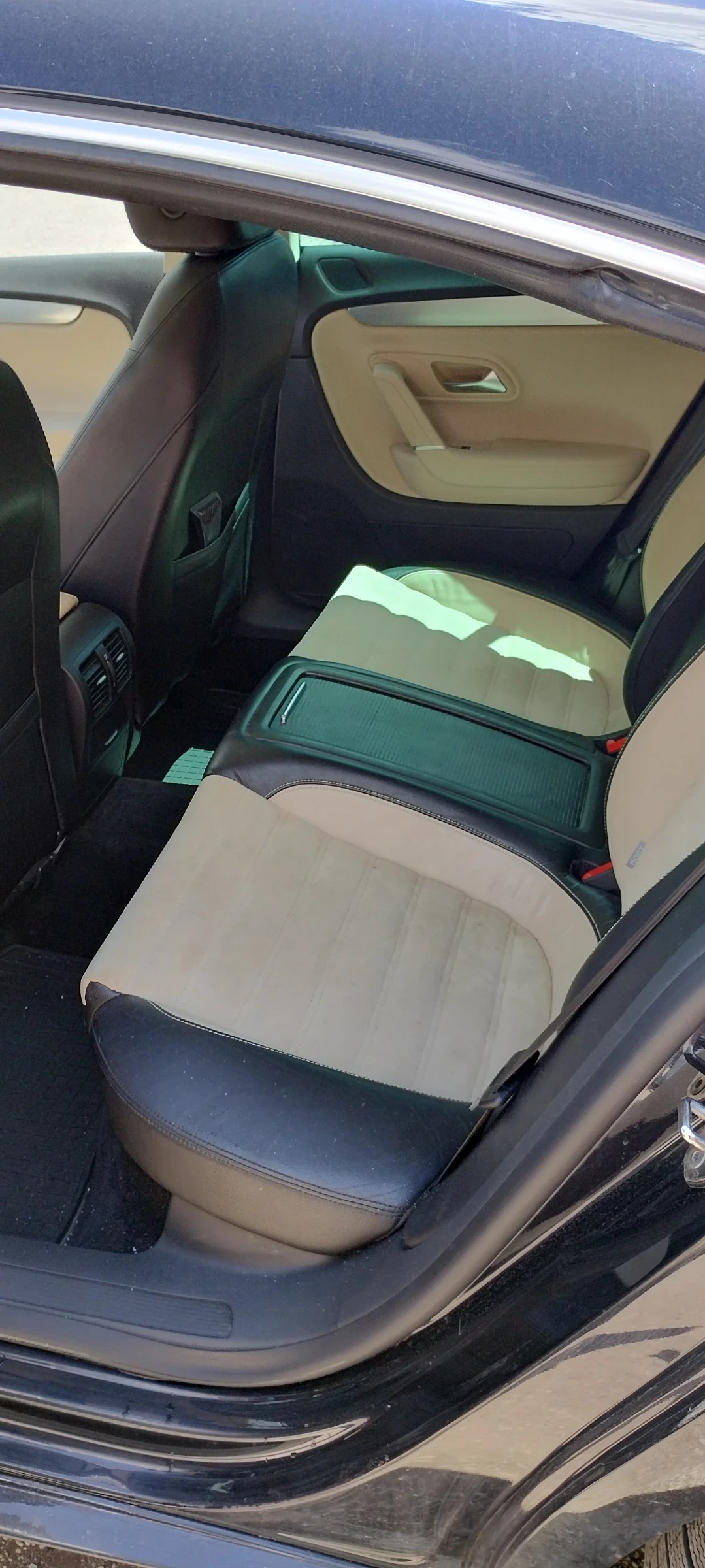 VW CC 2.0 TDI, снимка 6 - Автомобили и джипове - 54562040