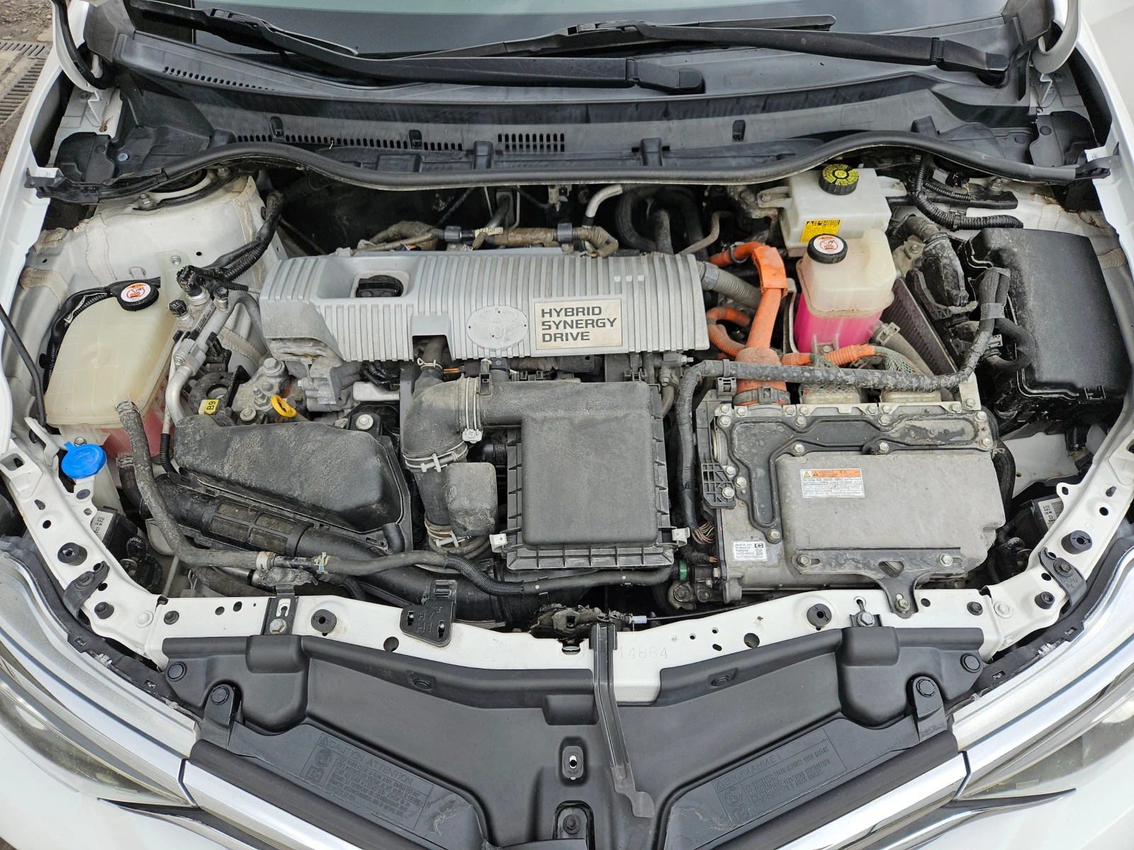Toyota Auris 1.8I-Hybrid/118000k/136кс/Tauring Sport/LED/БЛУТУТ, снимка 8 - Автомобили и джипове - 54637830