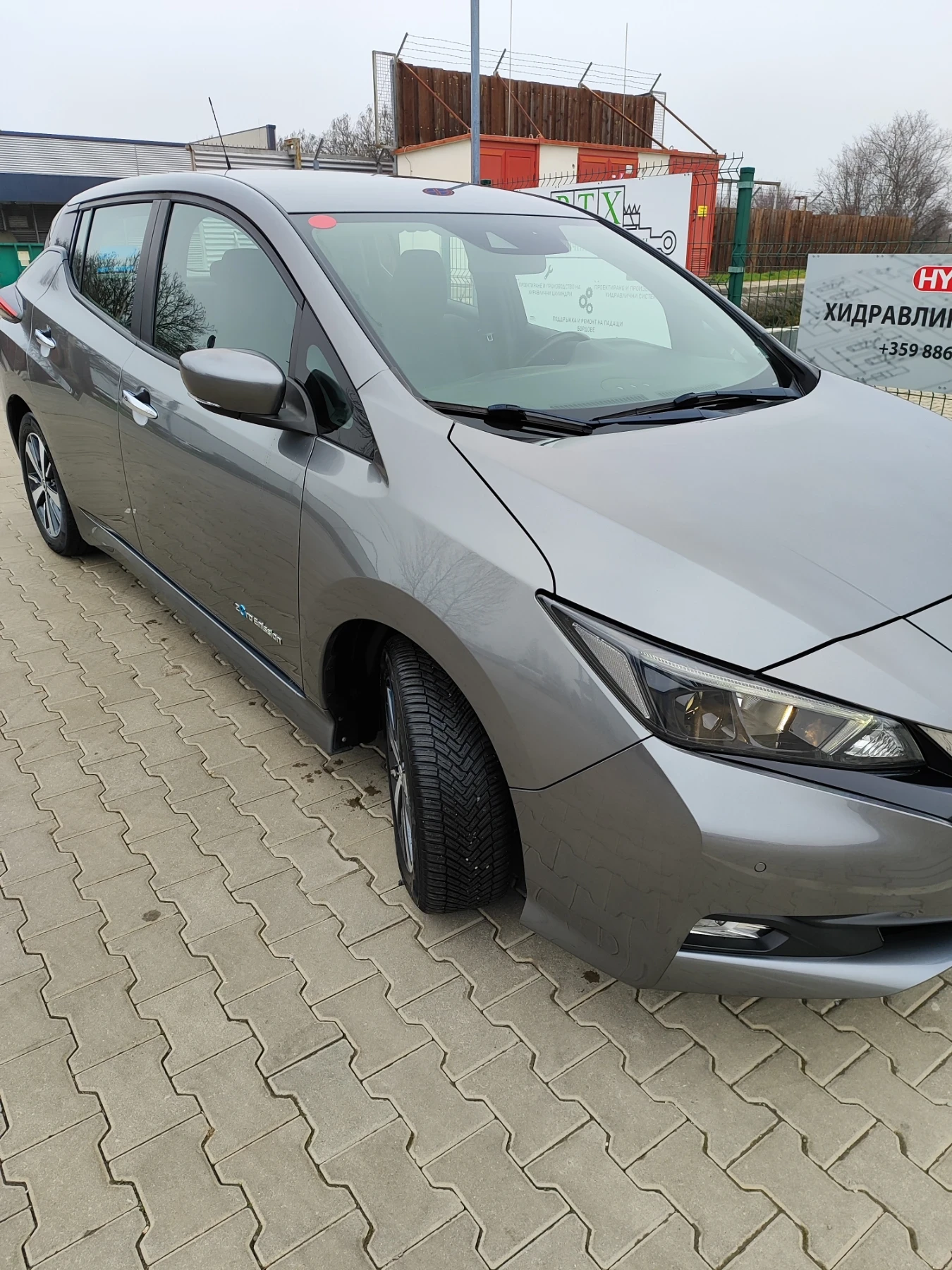 Nissan Leaf , снимка 6 - Автомобили и джипове - 54740674