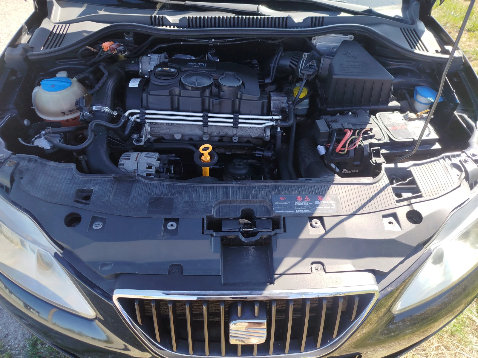 Seat Ibiza, снимка 12 - Автомобили и джипове - 55512529