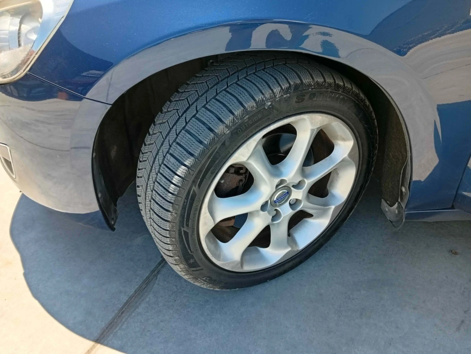 Volvo V60 2.0 D4, снимка 7 - Автомобили и джипове - 55698870