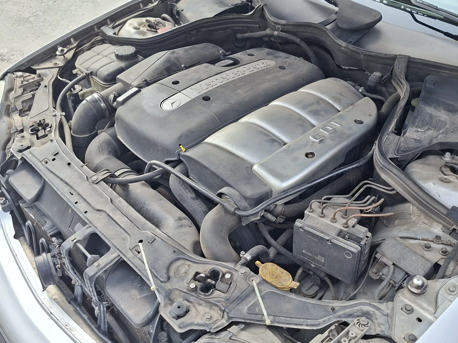Mercedes-Benz C 220, снимка 6 - Автомобили и джипове - 55799671