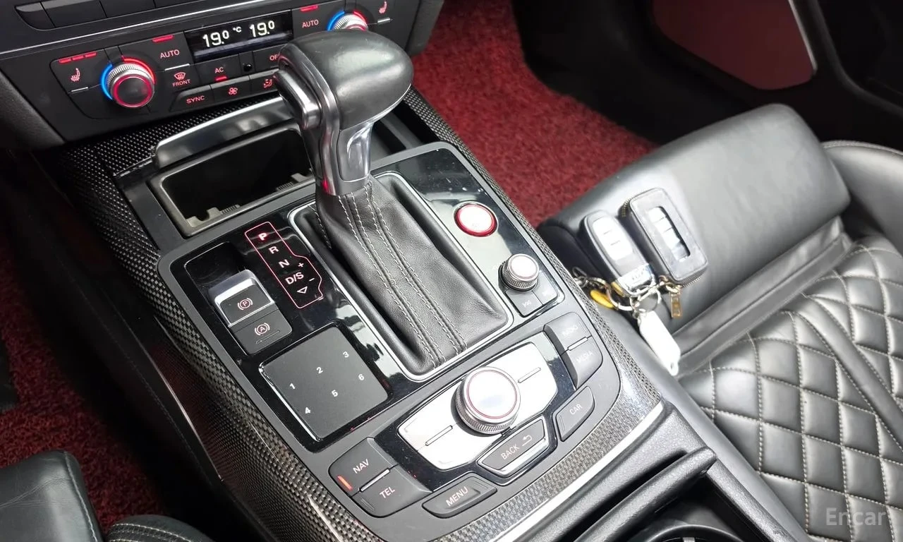 Audi S7 4.0 TFSI quattro/КОЖА/ПОДГРЕВ/ХЕДЪП/, снимка 9 - Автомобили и джипове - 56131816