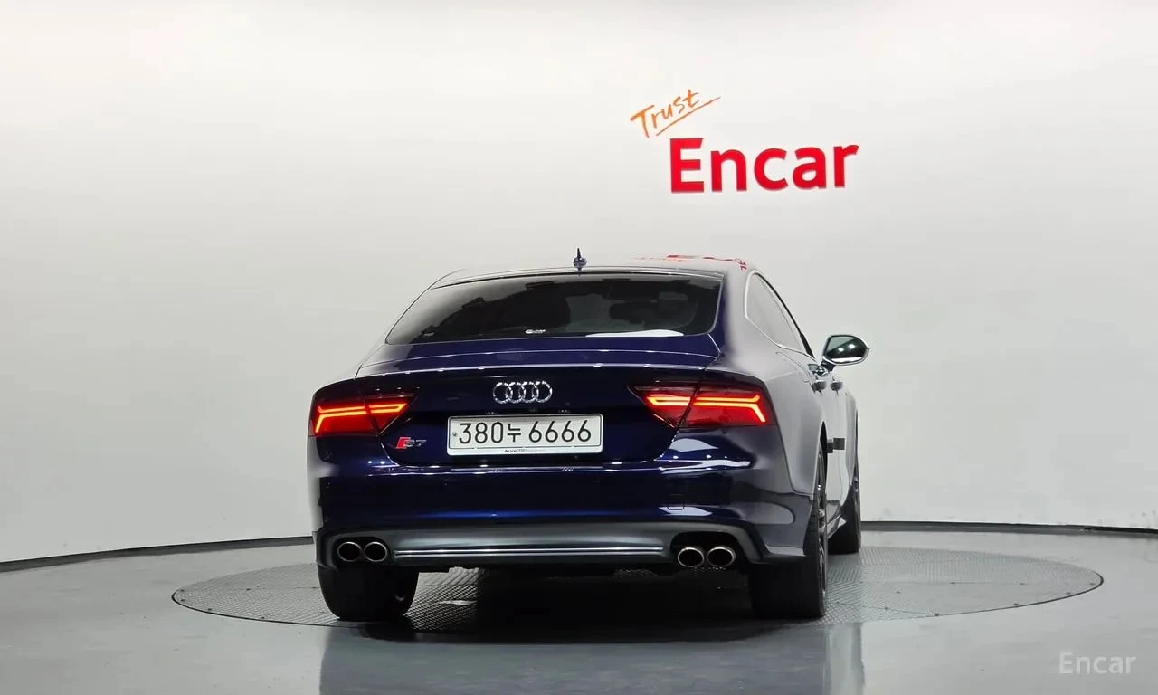 Audi S7 4.0 TFSI quattro/КОЖА/ПОДГРЕВ/ХЕДЪП/, снимка 4 - Автомобили и джипове - 56131816