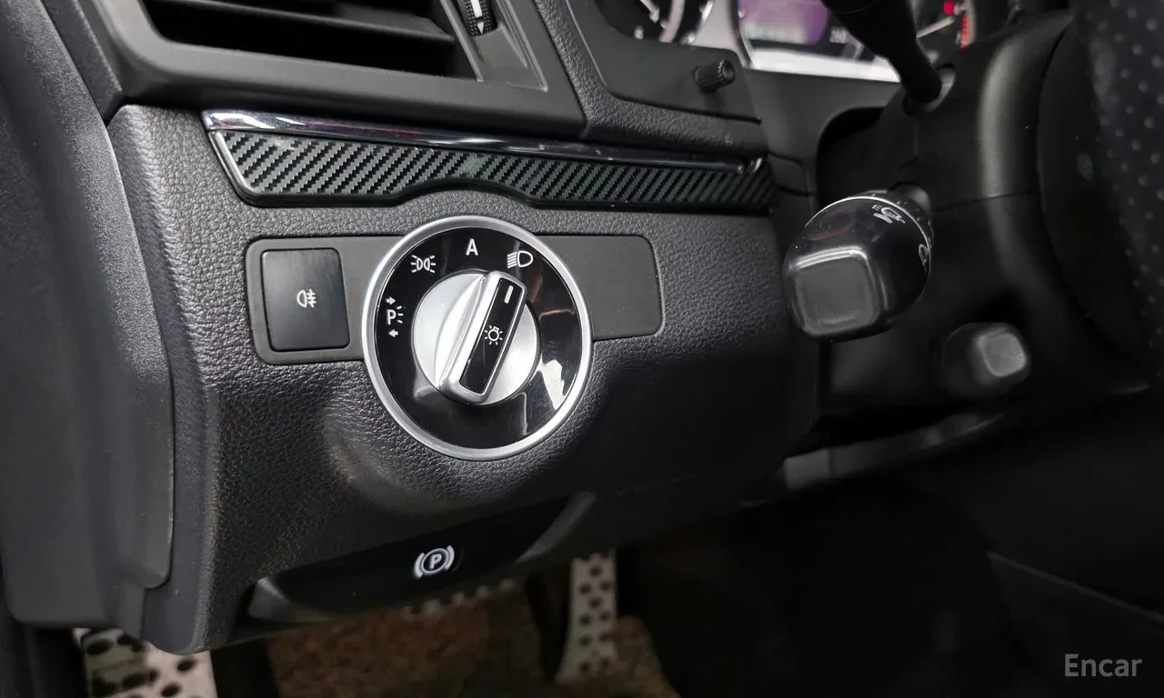 Mercedes-Benz E 350 Coupe, снимка 15 - Автомобили и джипове - 56172149