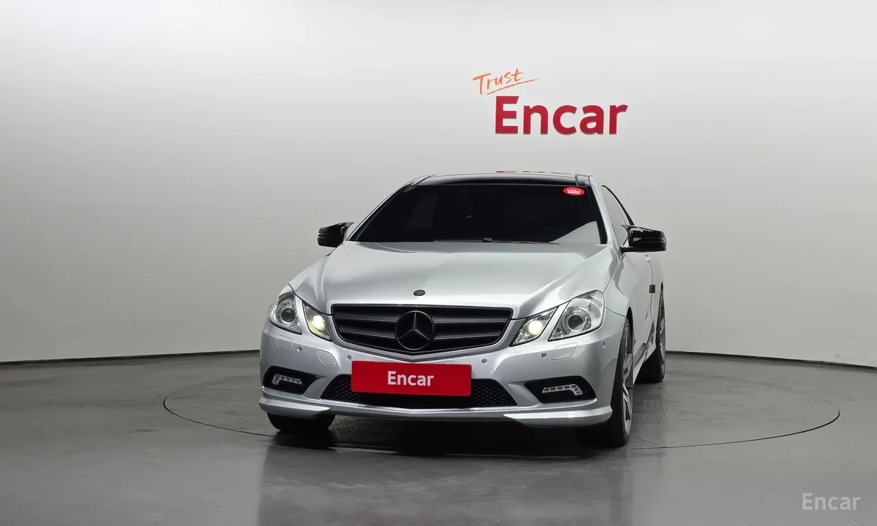 Mercedes-Benz E 350 Coupe, снимка 3 - Автомобили и джипове - 56172149