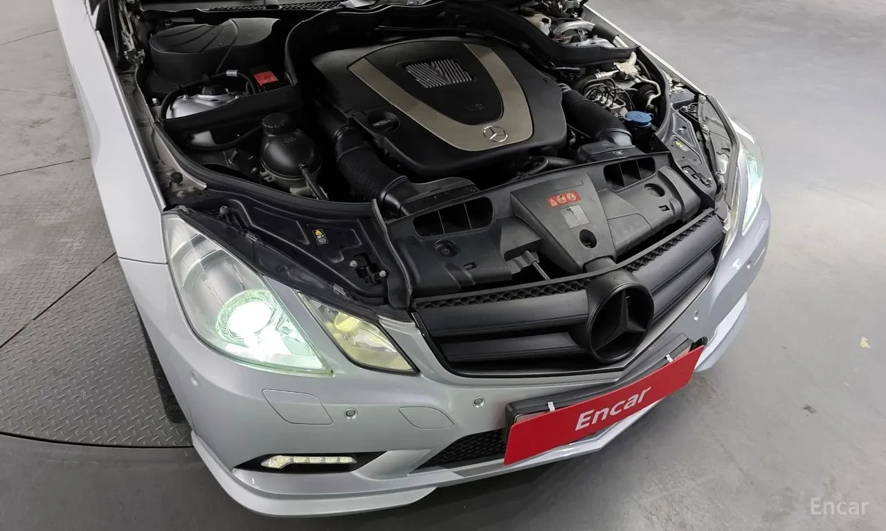 Mercedes-Benz E 350 Coupe, снимка 6 - Автомобили и джипове - 56172149