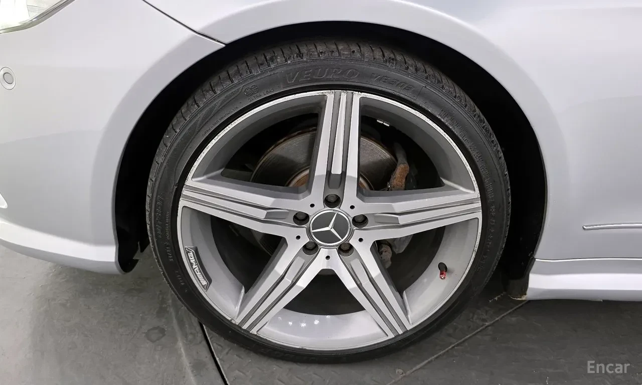 Mercedes-Benz E 350 Coupe, снимка 5 - Автомобили и джипове - 56172149