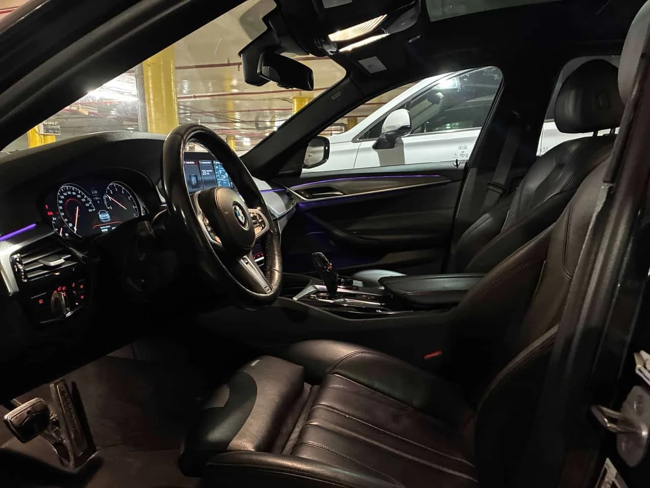 BMW 530 * 530i xDrive * CARFAX * , снимка 12 - Автомобили и джипове - 56279853