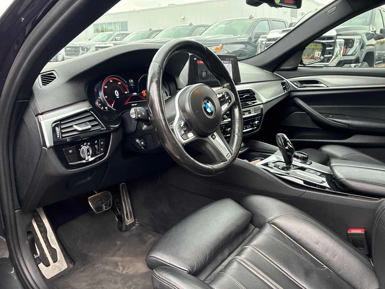 BMW 530 * 530i xDrive * CARFAX * , снимка 5 - Автомобили и джипове - 56279853