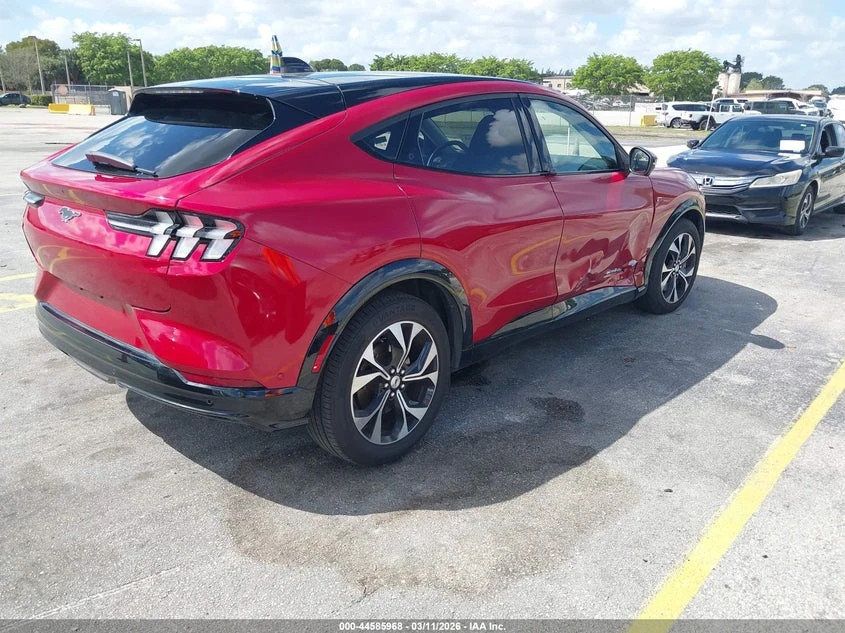 Ford Mustang Mach-E Premium, снимка 4 - Автомобили и джипове - 56320137
